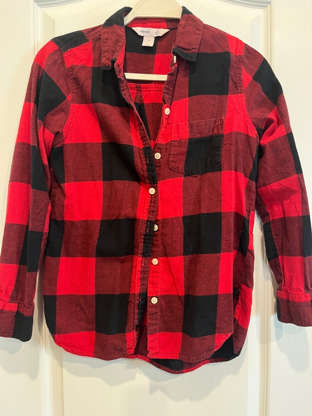 Old Navy Red & Black Buffalo Plaid Button-Down Shirt- Women’s